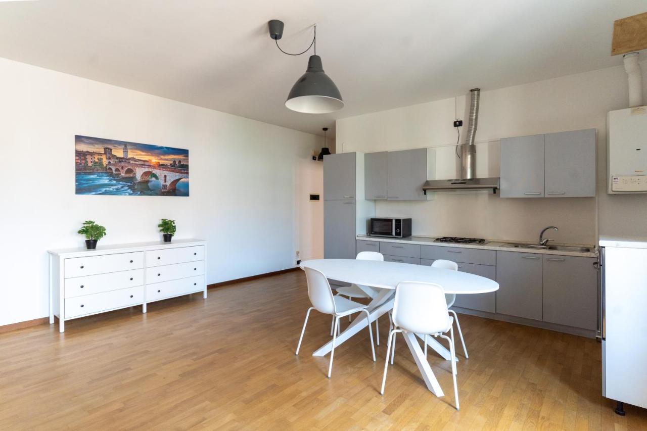 Residenza Al Corso Lägenhet Verona Exteriör bild